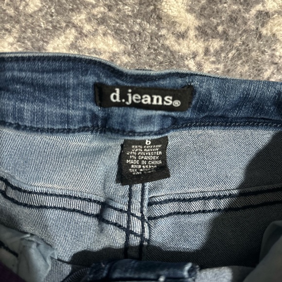 D. jeans - Picture 1 of 4